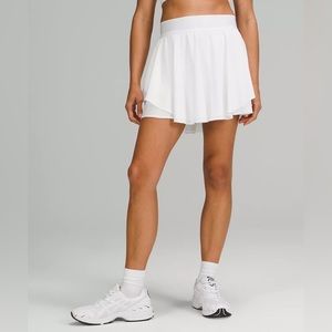 NWT - Lululemon -Court Rival - White - 8